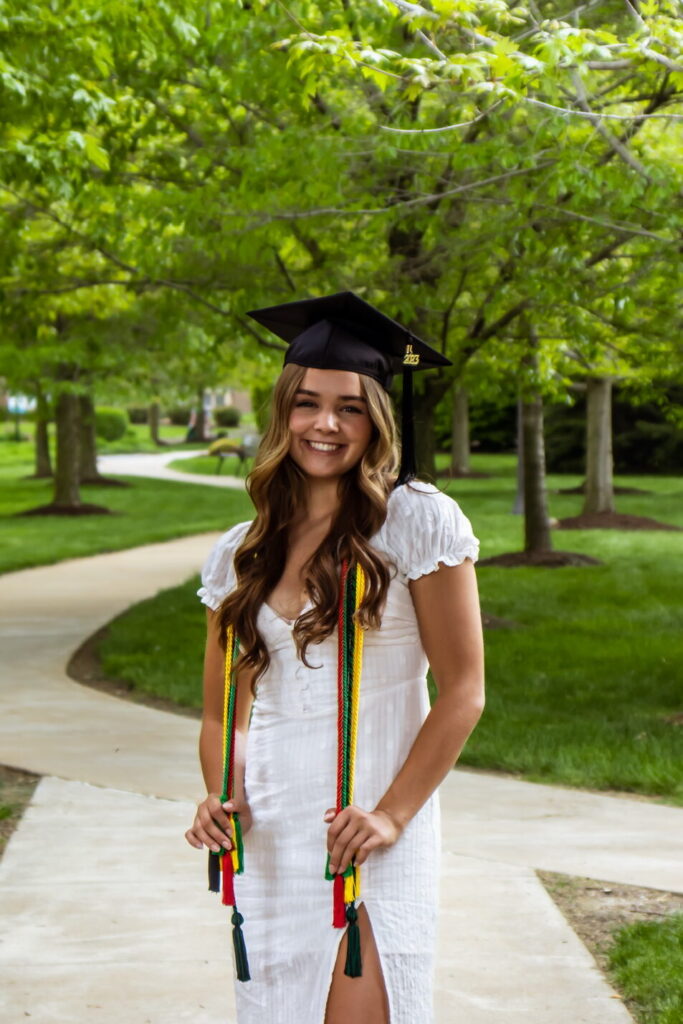 Taryn's graduation pictures.